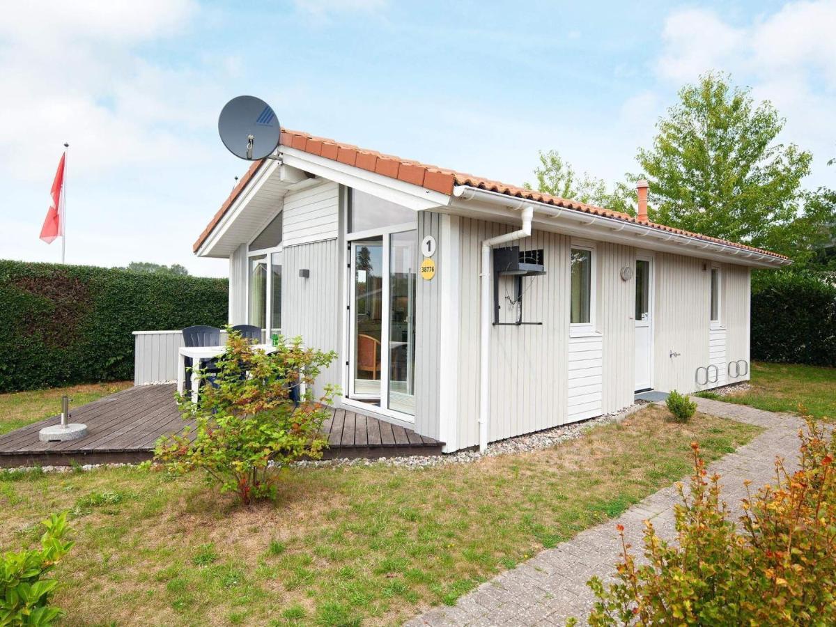 Two-Bedroom Holiday Home In Groemitz 7 Экстерьер фото